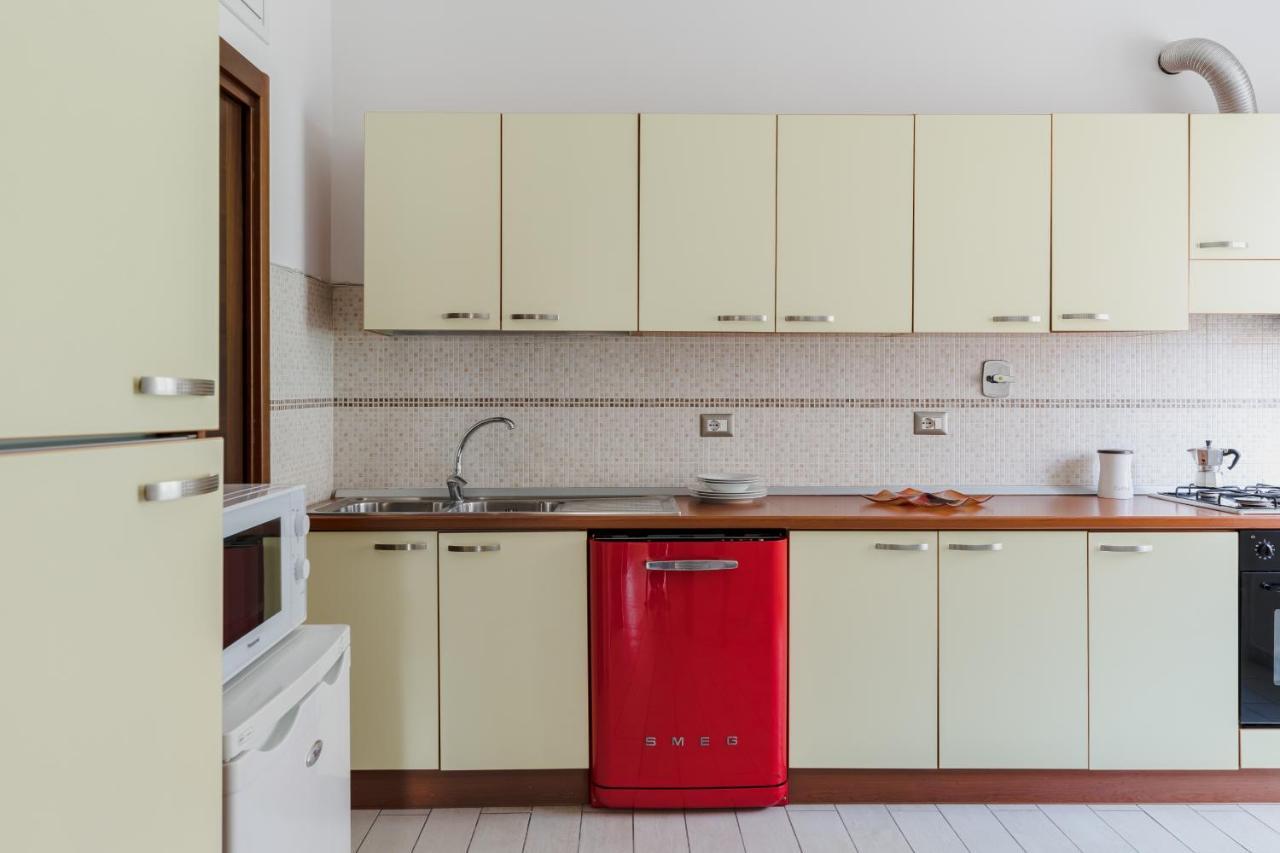 Casa Flo Leilighet Roma Eksteriør bilde